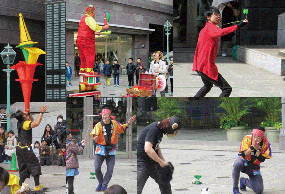 5枚の写真。左はカラーコーン6個を顎に乗せる男性。上段左は台の上でジャグリングする男性。上段右はヨーヨーをする男性。下段左ははっぴ姿の男性とお客の少女が向かい合って一緒に1枚の皿を回している。下段右は猿の面を被った男性としゃがみ込んでその姿をうかがうはっぴ姿の男性。